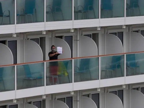 Ya son 20 infectados con coronavirus en crucero de Japón