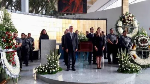 La FGE rindió homenaje a agente investigador que falleció en cumplimiento de su deber