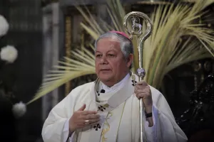 Pide Arzobispo compromiso a sacerdotes poblanos