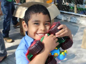 Piden donar juguetes para el programa “Sonrisas de Ángeles”