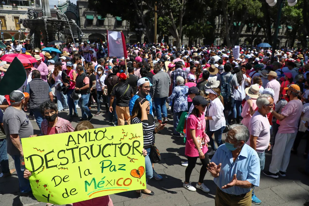 Manifestación en apoyo al INE