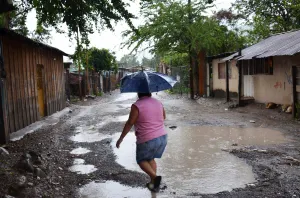Onda tropical 1 golpeará al sureste; habrá lluvias y mucho calor en el país