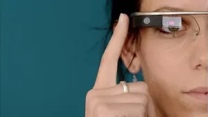 Distribuyen Google Glass entre médicos y empresas