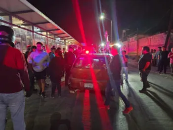 Repartidores de plataforma detuvieron a un conductor acusado de atropellar a su compañero