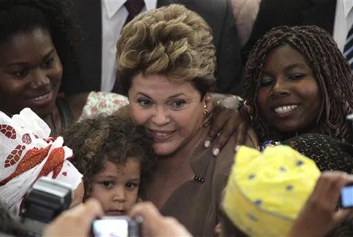 Prevén duelo político en Brasil para 2014