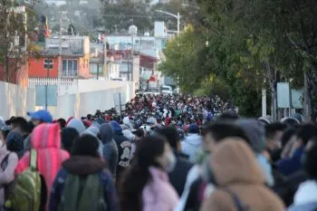 Inicia vacunación para jóvenes de 18-29 años de Puebla capital