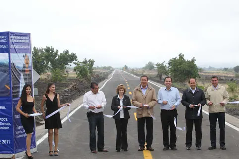 Reconstrucción de la Carretera Axocopan-San Pedro Benito Juárez