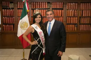 Miss Latina México 2014 se reúne con presidente municipal