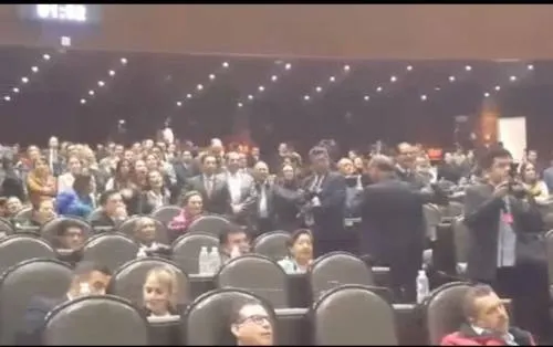 Conapred pide a diputados evitar gritos homofóbicos