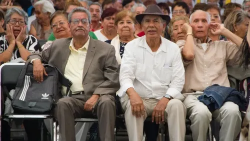 Programa de pensiones para adultos mayores lleva avance de 93.6%, asegura Bienestar