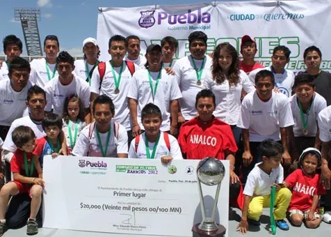 Analco Etage campeón del Torneo Municipal de Futbol de los Barrios 2012