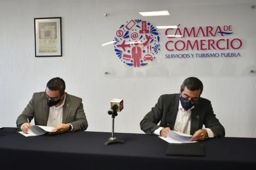 Tec Milenio y Canaco firman convenio de colaboración