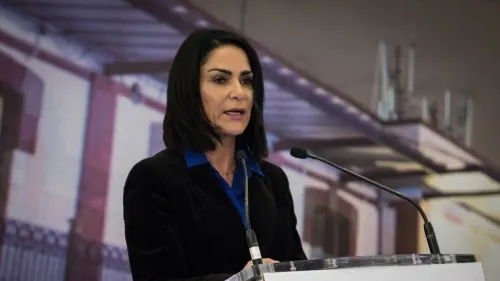 Roban casa de Lydia Cacho; se llevan material de investigación y matan a sus perros