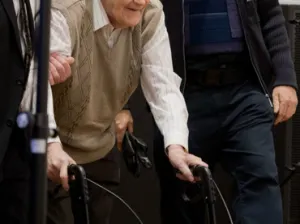 Anciano de 101 años es hallado culpable de delitos sexuales