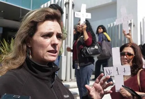 Paola Migoya, Lastre para MORENA