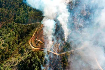 Gobierno de Puebla construirá 13 casas para familias que perdieron todo en el incendio forestal de Zacatlán