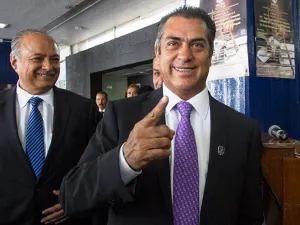Vencí a Los Zetas en Facebook, presume El Bronco
