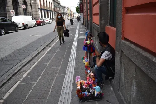 Pedirán a Rivera Vivanco reabra calles del Centro Histórico