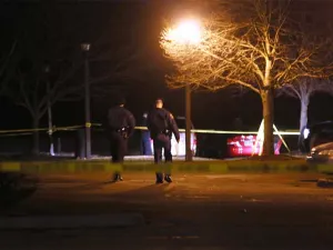 Al menos 4 muertos y 30 heridos en tiroteo en Kansas