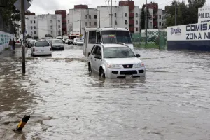 Ventarrones de hasta 35 km/h registran lluvias de esta noche