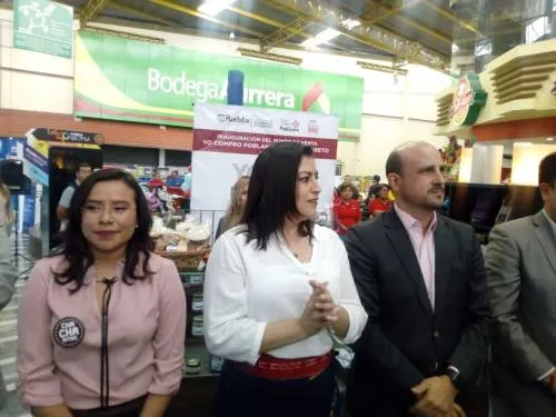 Inauguran Yo Compro Poblano en Plaza Loreto