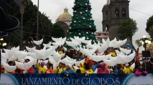 Niños envían carta a los Reyes en compañía de Dinorah López