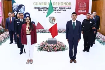 San Pedro Cholula reúne a partidos y artesanos en guardias de honor por las fiestas patrias