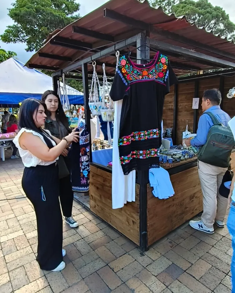 gob-pue-talavera-ceramica-colombia