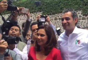 Inicia show priista; llega a Puebla Enrique Ochoa