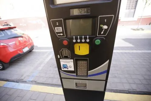 Adán Domínguez a favor de parquímetros en la ciudad