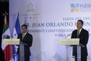 Se reúne RMV con presidente de Honduras para estrechar lazos