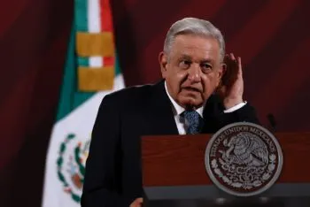 AMLO evita hablar sobre jóvenes desaparecidos en Lagos de Moreno y mejor contó un chiste