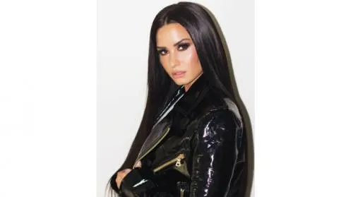 Demi Lovato sigue hospitalizada y con problemas de salud