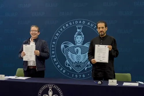 BUAP, primera universidad en firmar convenio con el Sistema Público de Radiodifusión