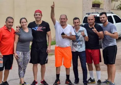 Se resiste a asalto y asesinan a un hermano de Julio César Chávez
