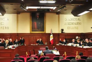 Corte declara constitucional evaluación de maestros