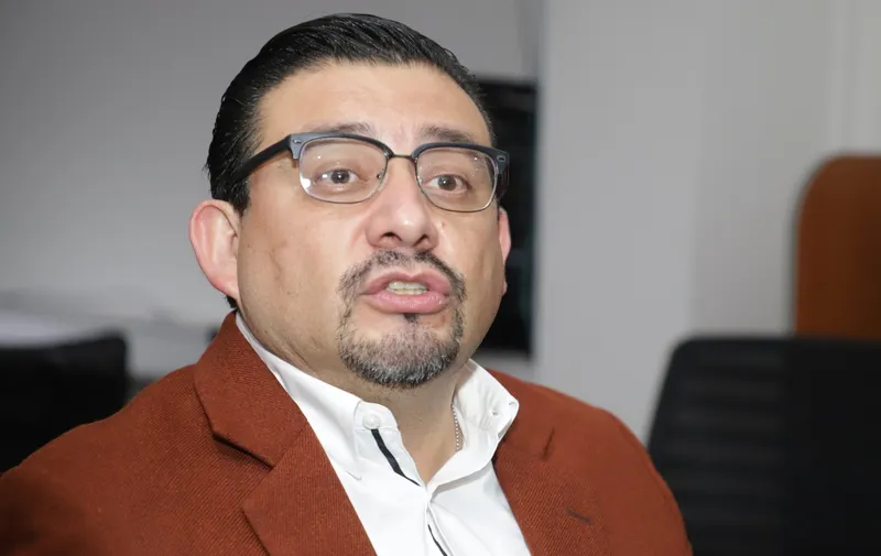 Eduardo Alcántara y las grises promesas