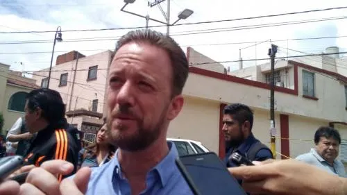 Espero que la empresa UBER asuma una actitud responsable: Luis Banck
