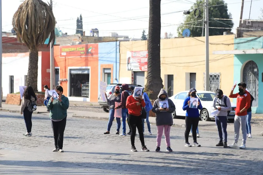 Exigen al gobierno agilizar búsqueda de Sandra Elizabeth