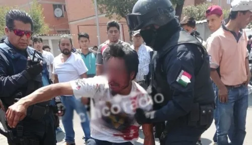 Golpean a hombre por realizar tocamientos a una mujer en Agua Santa