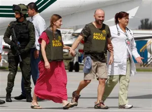 Policía colombiana libera a españoles secuestrados