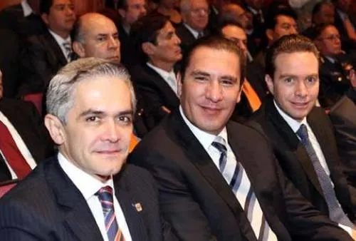 Moreno Valle y Mancera sufren fuertes reveses por el acuerdo de alianzas electorales del PRD