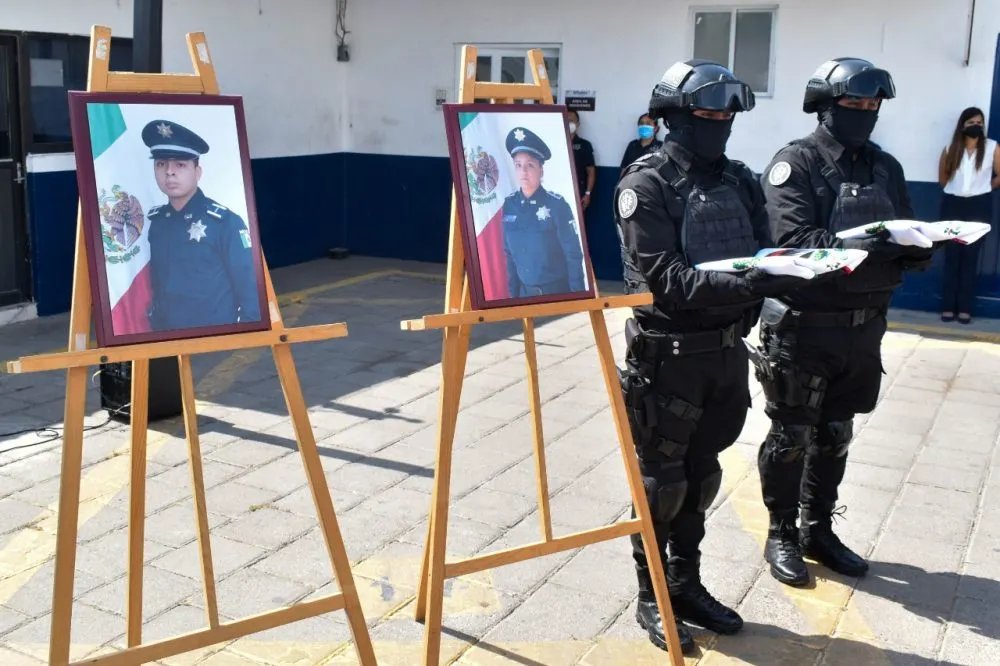 Rindió SSC de Puebla homenaje póstumo a dos policías municipales que perdieron la vida en cumplimiento del deber