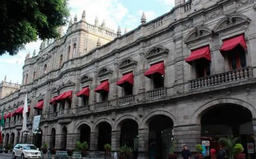 En el Ayuntamiento de Puebla te despiden por tomarte una selfie