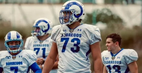 Borrego hace historia en la NFL