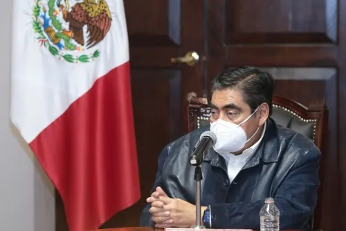 Llama Barbosa Huerta a no lucrar con el Covid-19
