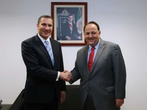 Revisa Moreno Valle programa de obras carreteras 2015