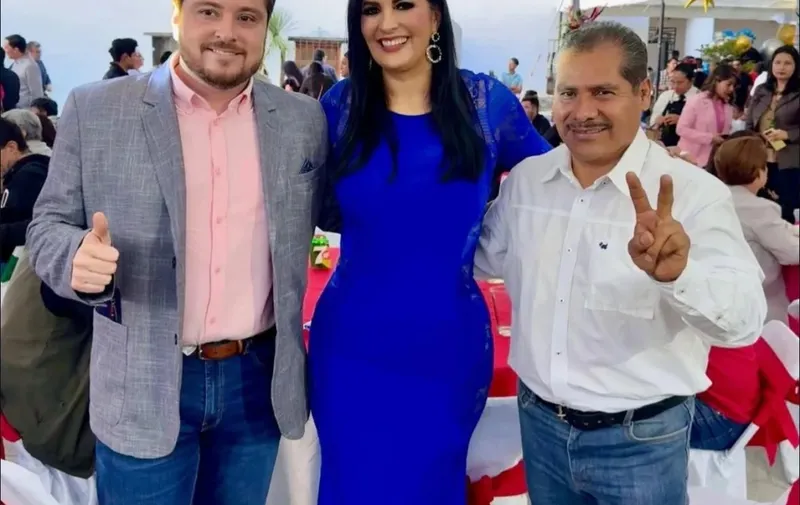 invitados-cumpleanos-nestor-camarillo