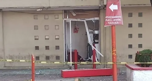 Delincuentes explotan un cajero en San Martín Texmelucan