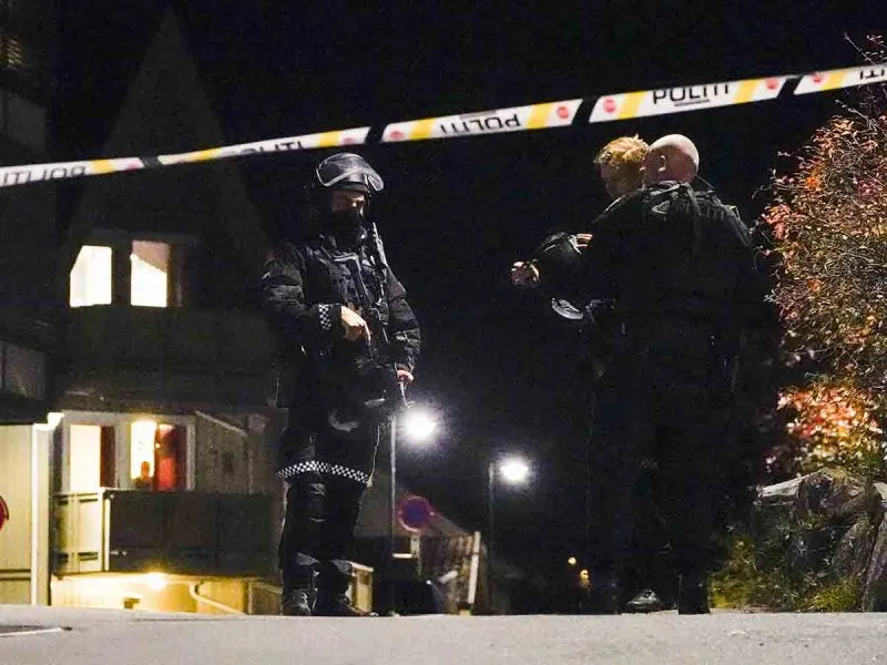 Sujeto asesina a varias personas en Noruega; realizó ataque con arco y flecha